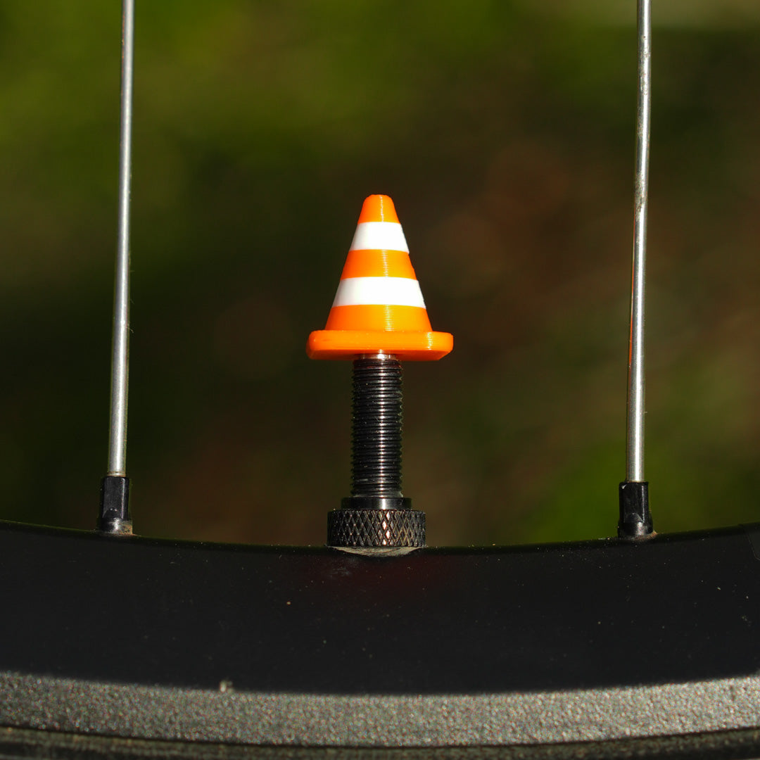 Verkehrskegel | Capsterpiece Ventilkappe