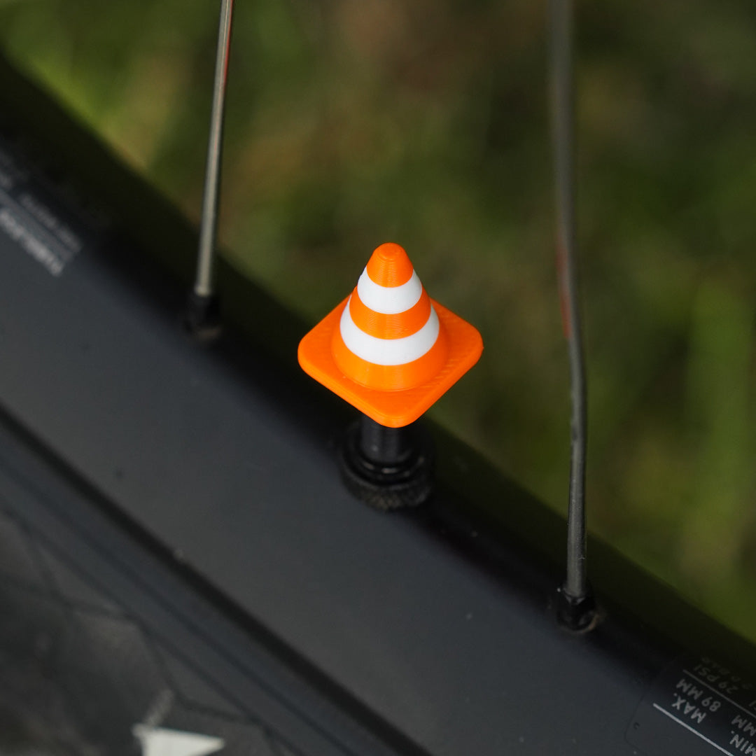 Verkehrskegel | Capsterpiece Ventilkappe