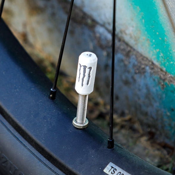 Monsta White Can | Capsterpiece Valve Cap